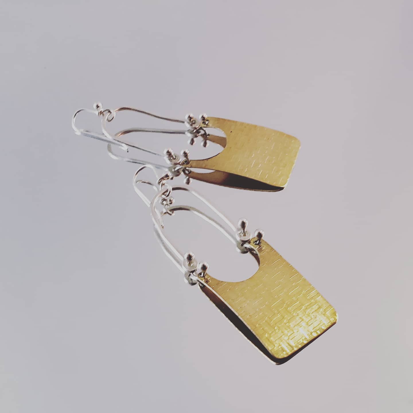 Brass Hinged Square Hoops